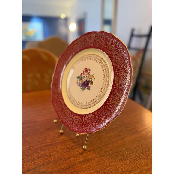 Vintage Steubenville Porcelain Dinner Plate – Floral Center, Red, Pattern #2049 - Picture 7 of 11